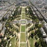 2CV Paris Tour : Visiter Paris en 2CV! Le Champs de Mars