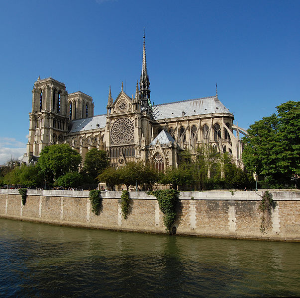 2CVParisTour : Visiter Paris en 2CV! Notre-Dame de Paris