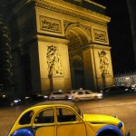 2CVParisTour : Visitez Paris en 2CV! La 2CV et l'Arc de Triomphe