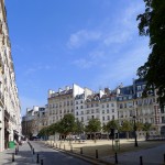 2CVParisTour : Visiter Paris en 2CV! La Place Dauphine